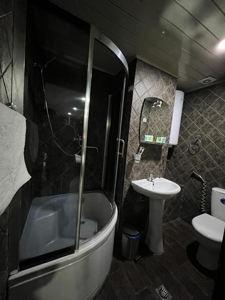 Elno Hotel Tbilisi Cameră foto